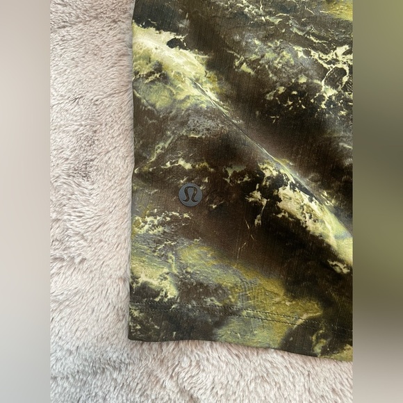 Men's Lululemon T.H.E Linerless Short 9” - Picture 7 of 9